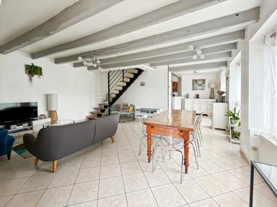 Maison - 77 m² - 4 pièces