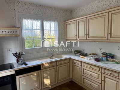 Maison - 138 m² - 5 pièces