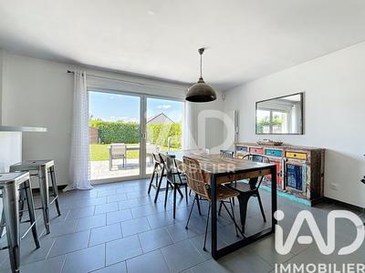 Maison - 84 m² - 4 pièces