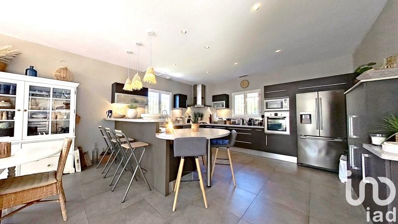 Maison - 174 m² - 6 pièces