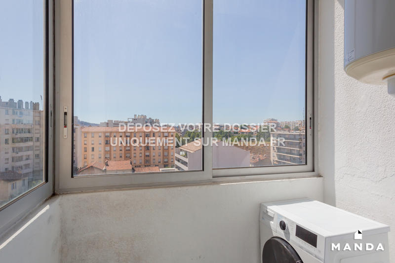 Chambre - 11 m² - 4 pièces