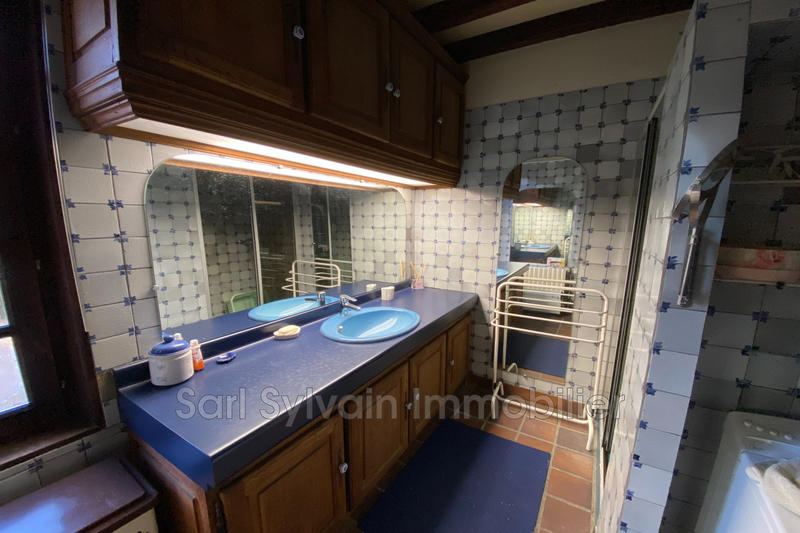 Maison - 213 m² - 6 pièces