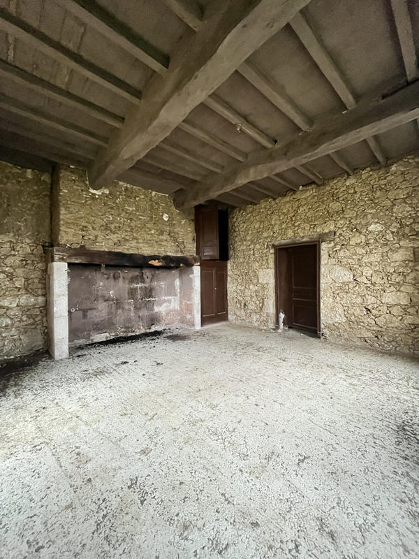 Maison - 280 m² - 7 pièces