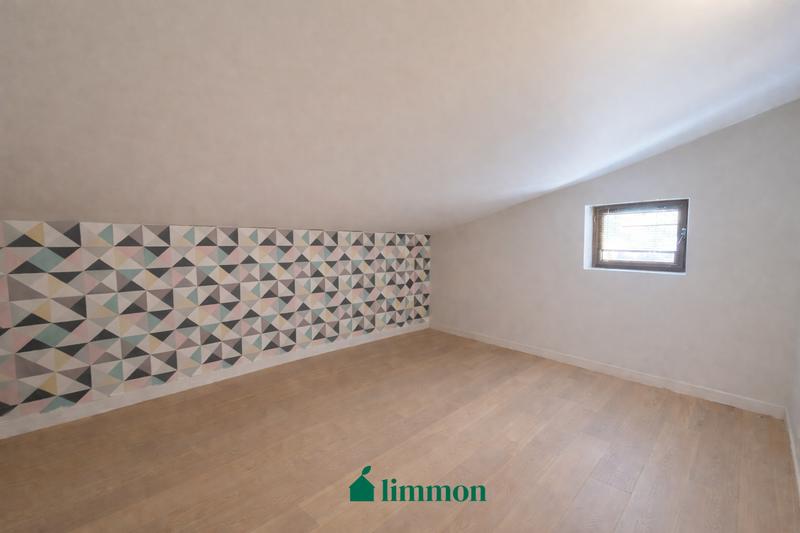 Maison - 180 m² - 5 pièces