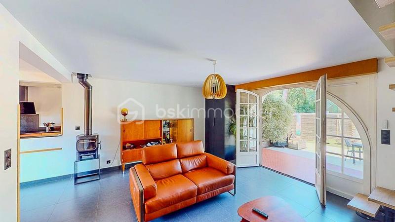 Maison - 140 m² - 7 pièces