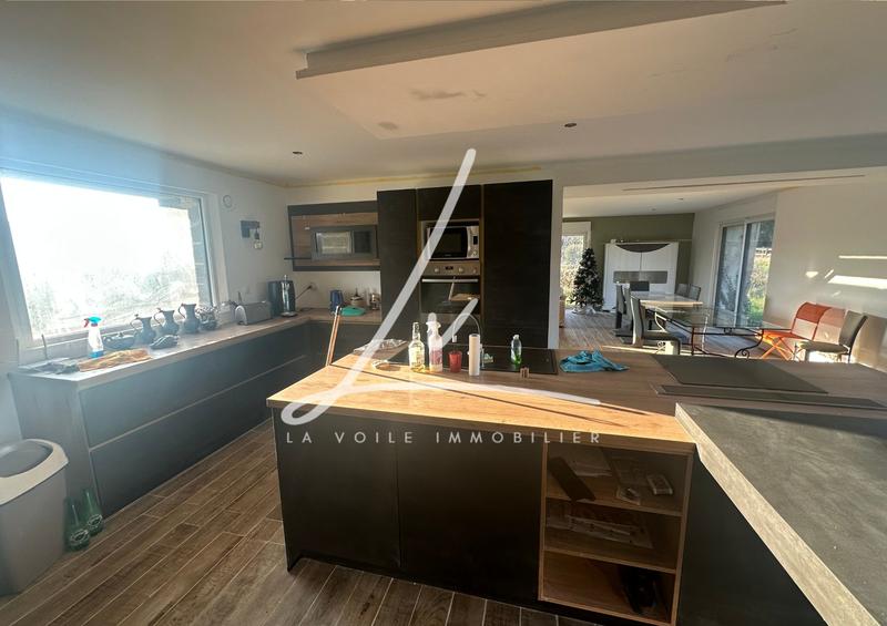 Maison ancienne - 200 m² - 6 pièces