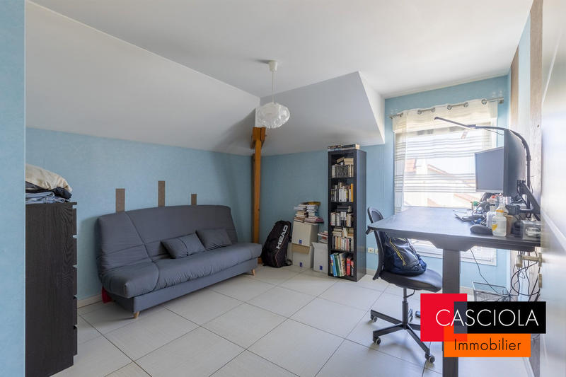 Maison - 191 m² - 6 pièces