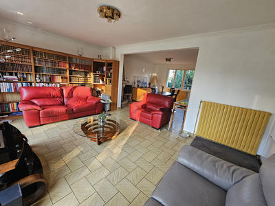 Maison - 166 m² - 6 pièces