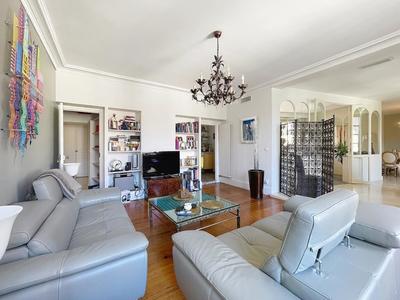 Appartement - 154 m² - 5 pièces