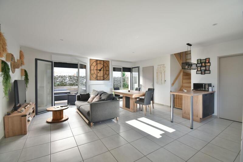 Maison - 85 m² - 4 pièces