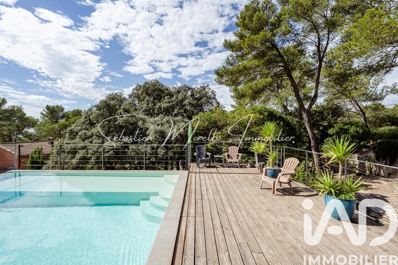 Maison de maîtres - 225 m² - 7 pièces