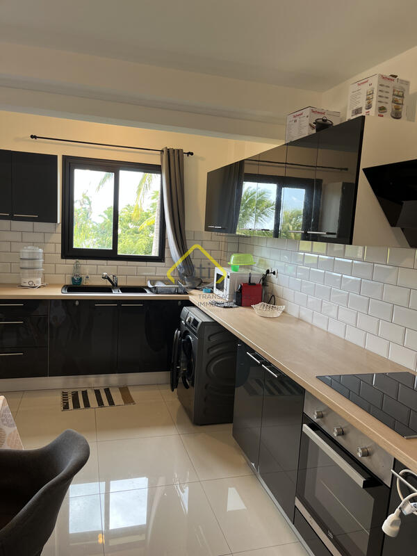 Appartement - 81 m² - 4 pièces