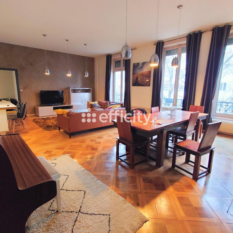 Appartement - 156 m² - 5 pièces