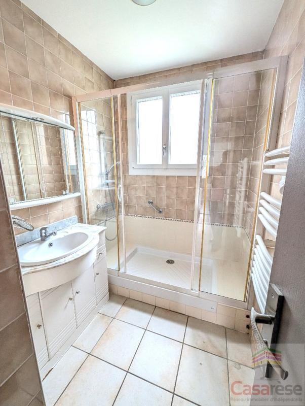 Appartement - 65 m² - 4 pièces