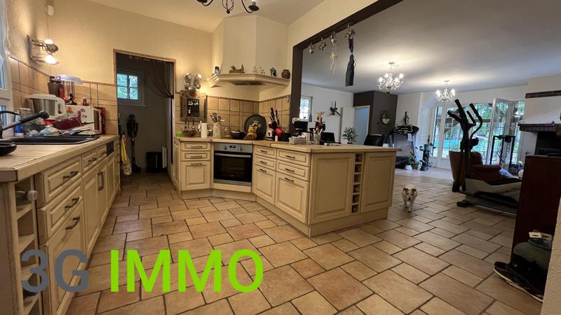 Maison - 142 m² - 6 pièces