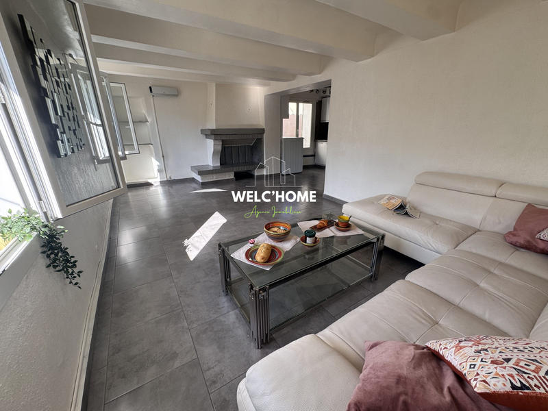 Maison - 98 m² - 5 pièces