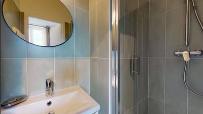 Chambre - 18 m² - 11 pièces