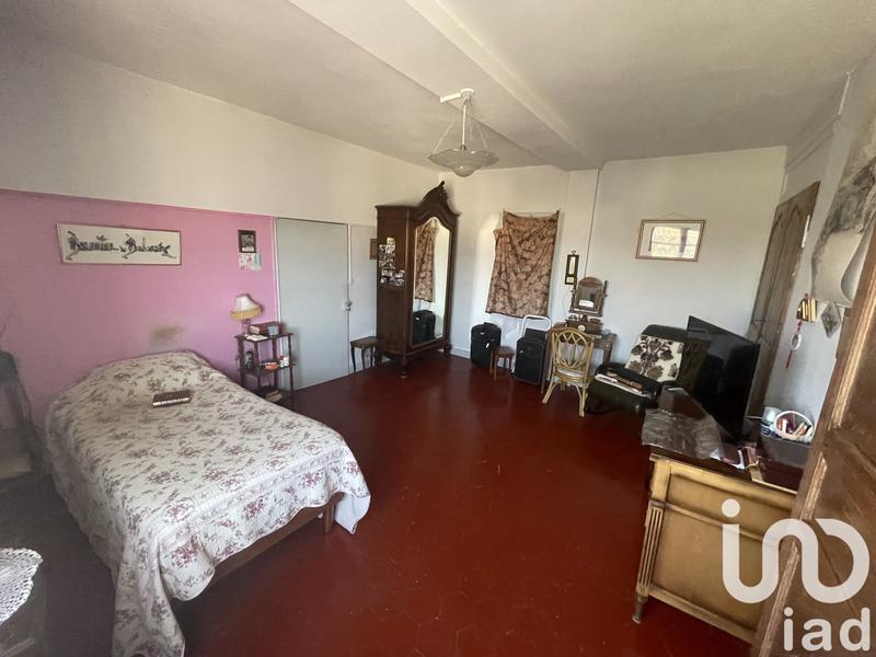 Maison - 221 m² - 6 pièces