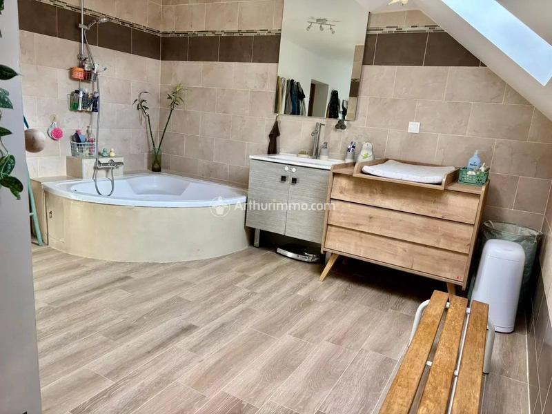 Maison - 288 m² - 7 pièces