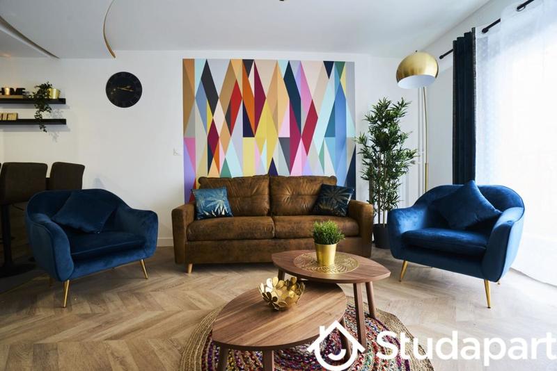 Chambre - 11 m² - 1 pièce