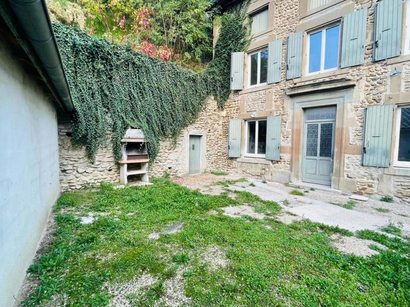 Maison de village - 88 m² - 4 pièces