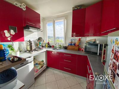 Appartement - 81 m² - 5 pièces
