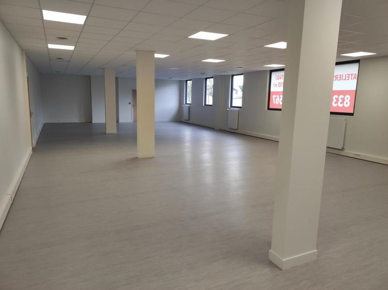 Bureau - 158 m² - 1 pièce