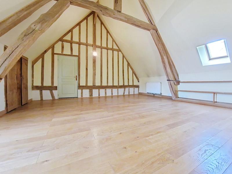 Maison - 232 m² - 9 pièces