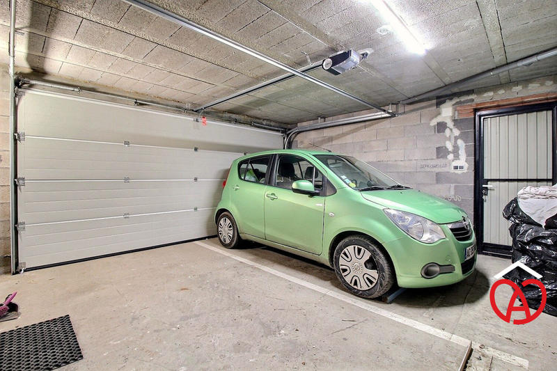 Maison - 216 m² - 7 pièces