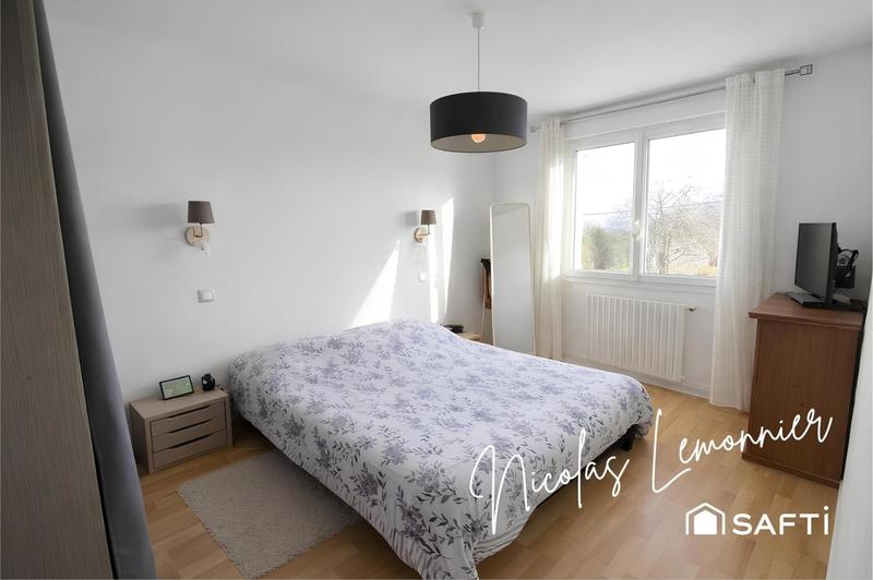 Maison - 128 m² - 7 pièces