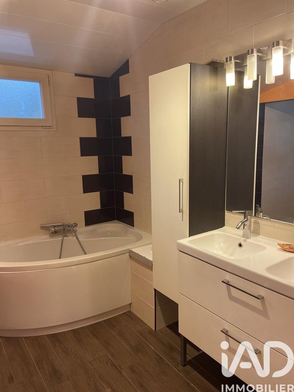 Maison - 135 m² - 6 pièces