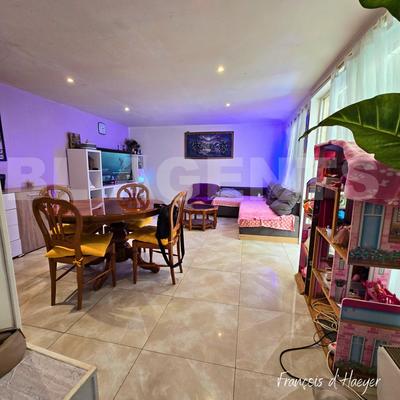 Maison - 108 m² - 5 pièces