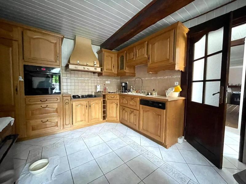 Maison - 140 m² - 6 pièces