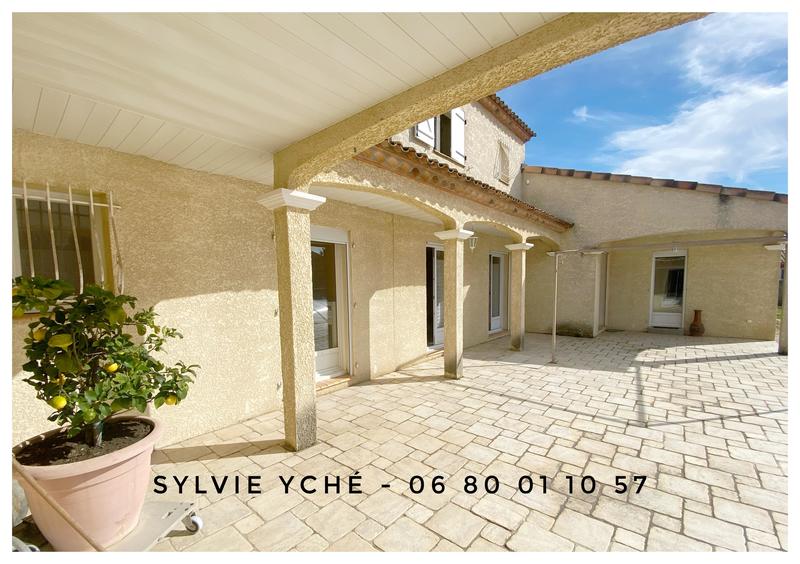 Villa - 151 m² - 6 pièces