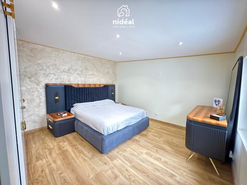 Maison - 105 m² - 5 pièces