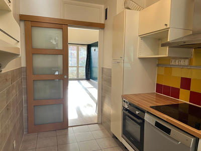 Appartement - 60 m² - 3 pièces