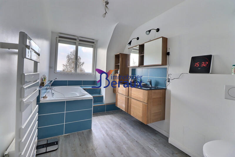 Maison - 140 m² - 7 pièces