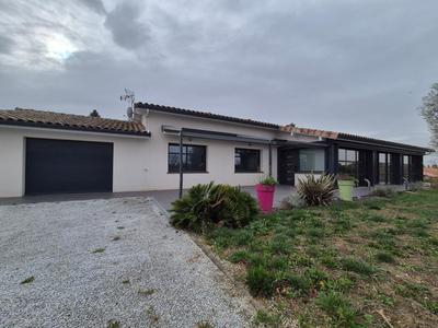 Maison - 180 m² - 4 pièces