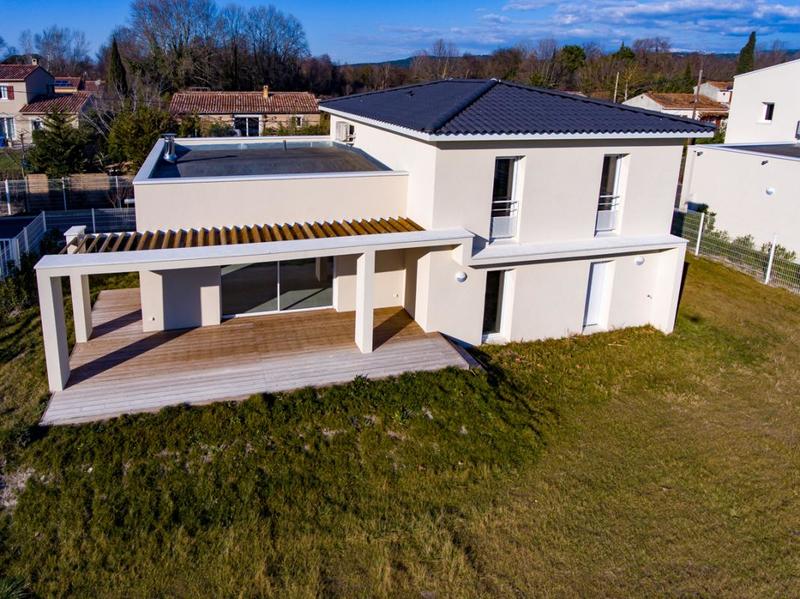 Maison - 94 m² - 4 pièces