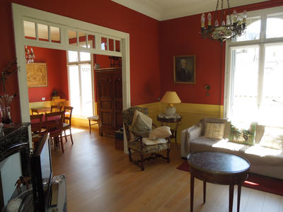 Appartement - 144 m² - 5 pièces