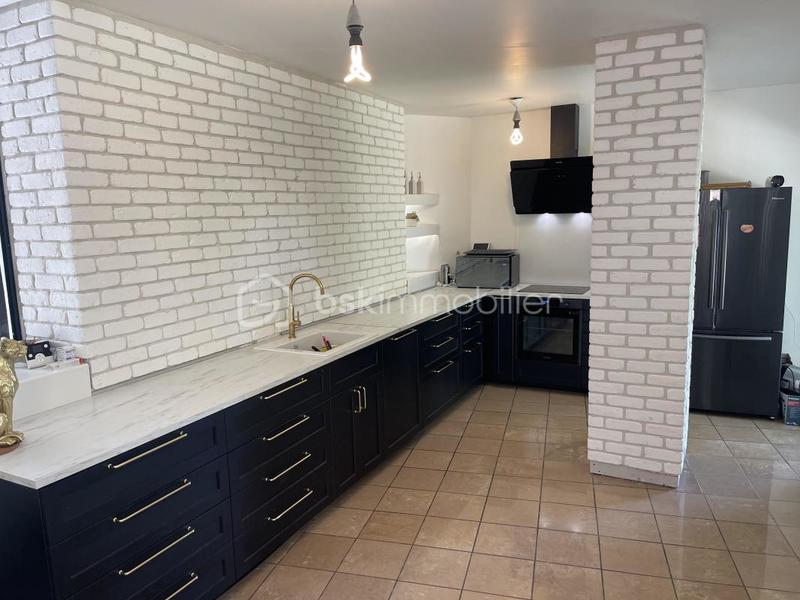 Maison - 145 m² - 5 pièces