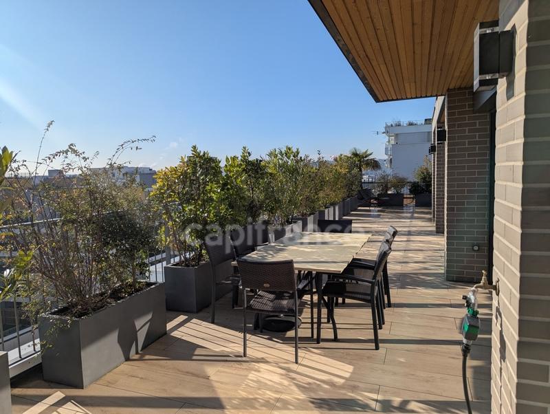 Appartement - 150 m² - 6 pièces