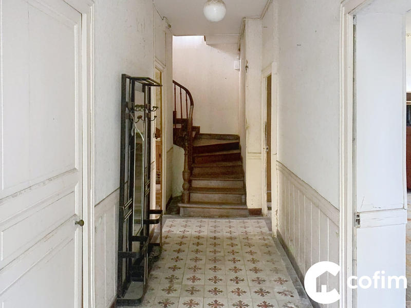 Maison ancienne - 218 m² - 7 pièces