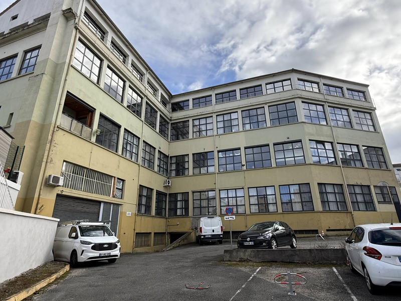 Parking / Garage - 14 m²