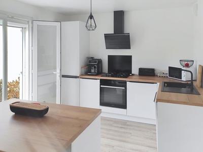 Maison - 96 m² - 4 pièces