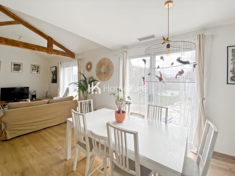 Maison - 145 m² - 5 pièces