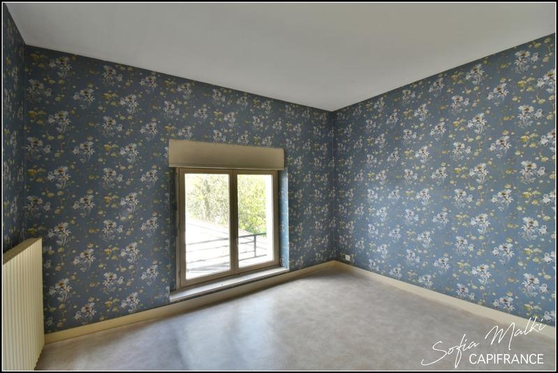 Maison de village - 180 m² - 8 pièces