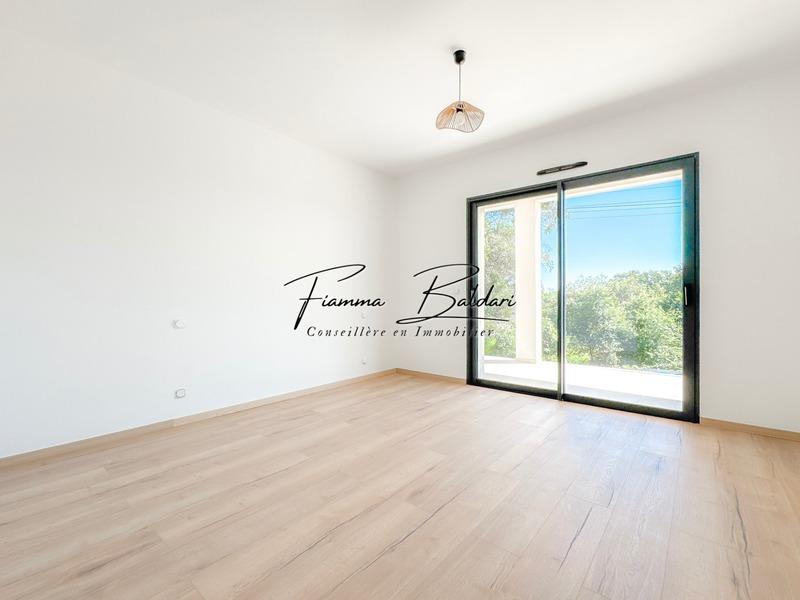 Villa - 120 m² - 4 pièces