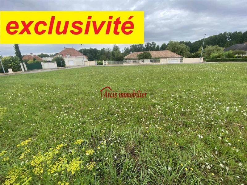Terrain - 932 m²