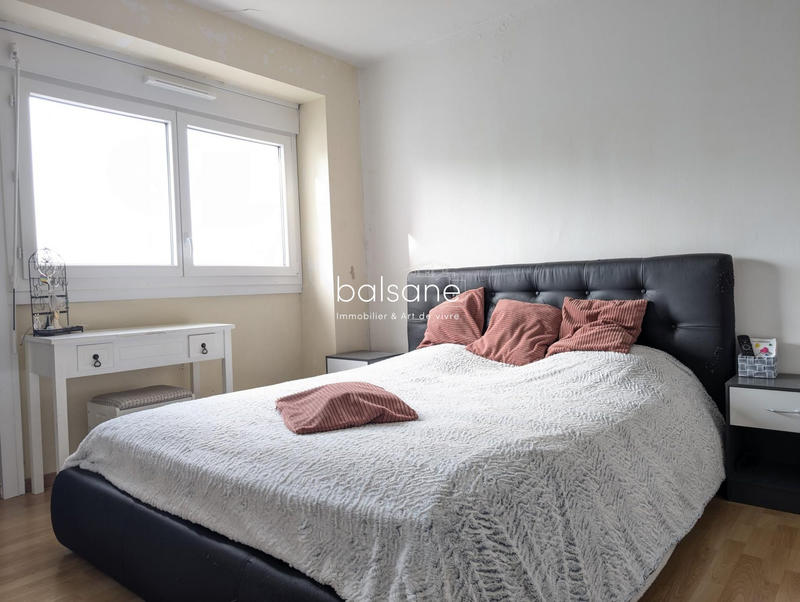 Appartement - 82 m² - 4 pièces